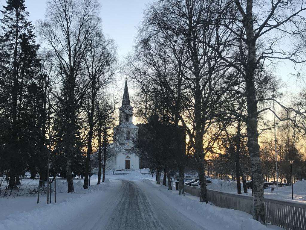 Vaesterbacken Hotell & Konferens Holmsund 外观 照片